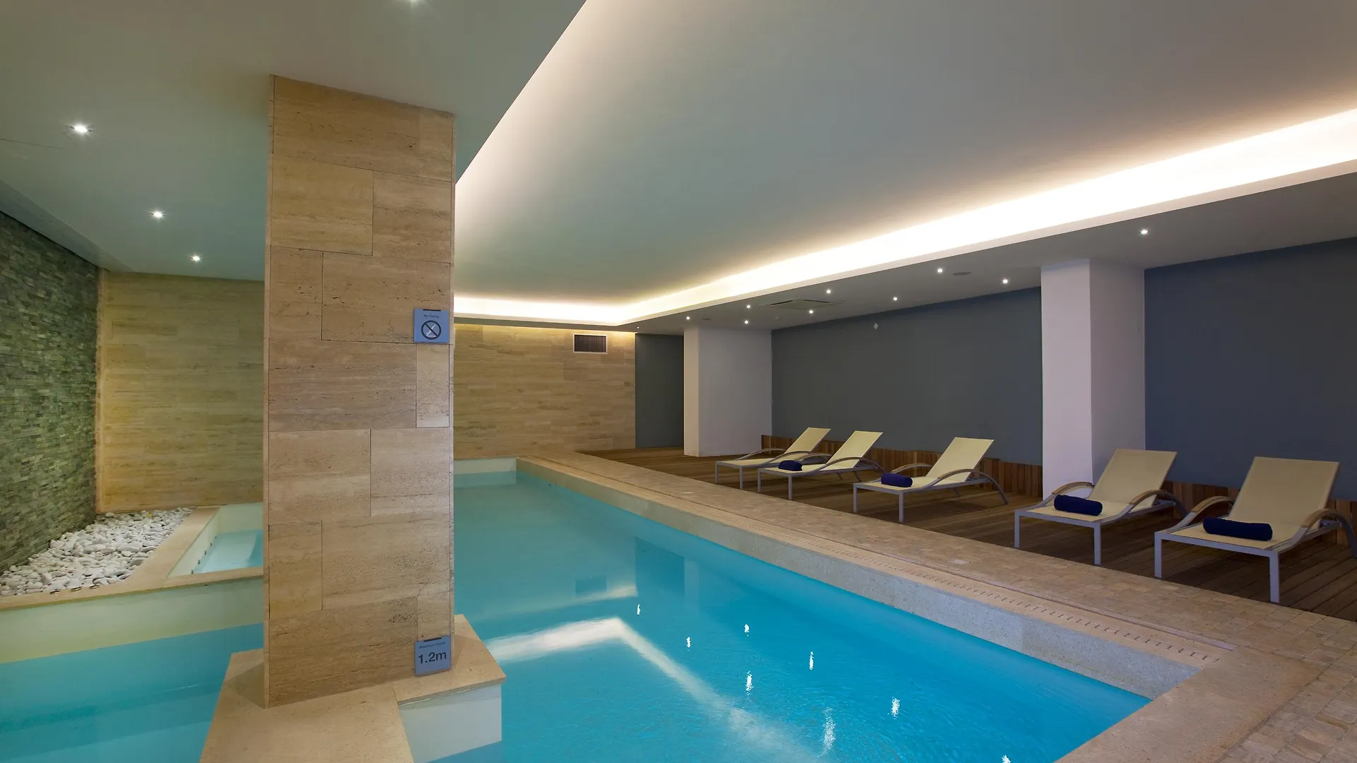 Saint Julian's The George, Urban Boutique Hotel 4*, Saint Julian's